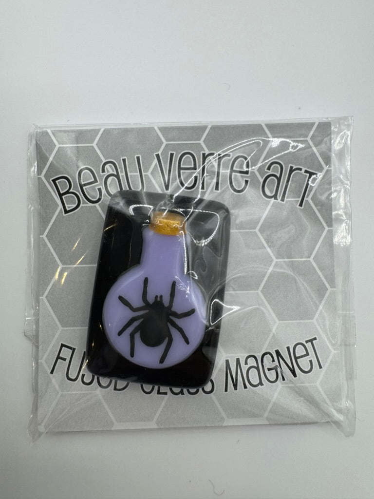 Potion Bottle Needle Minder - Beau Verre Art
