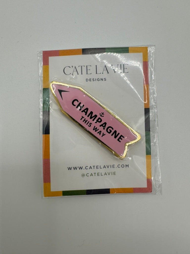 Champagne This Way Needle Minder