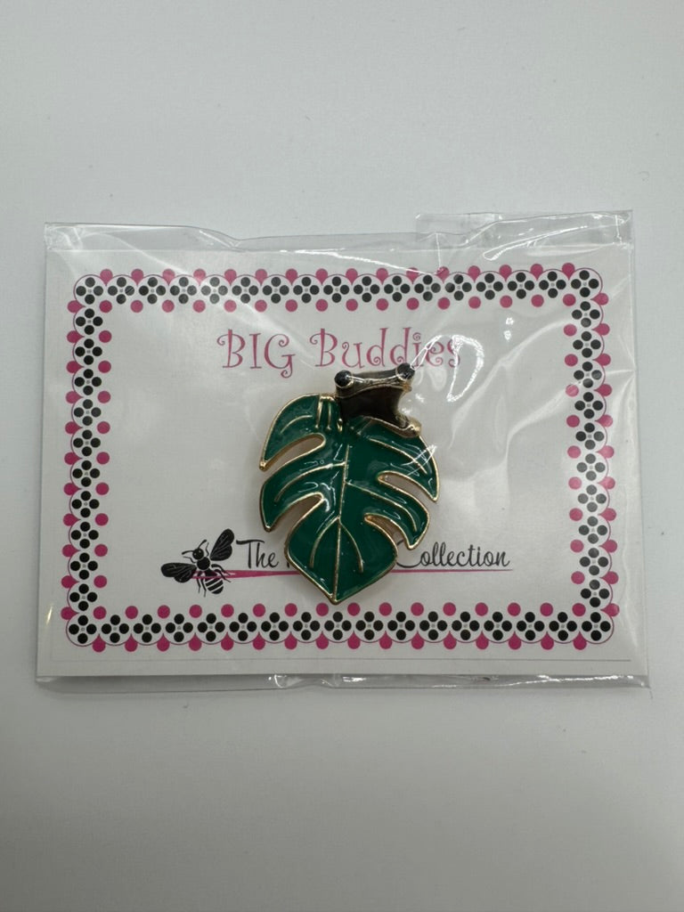 Palm Leaf with Frog Needle Minder