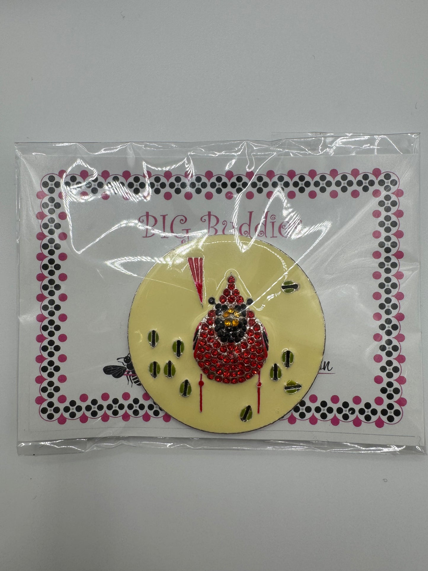 Cardnial Needle Minder