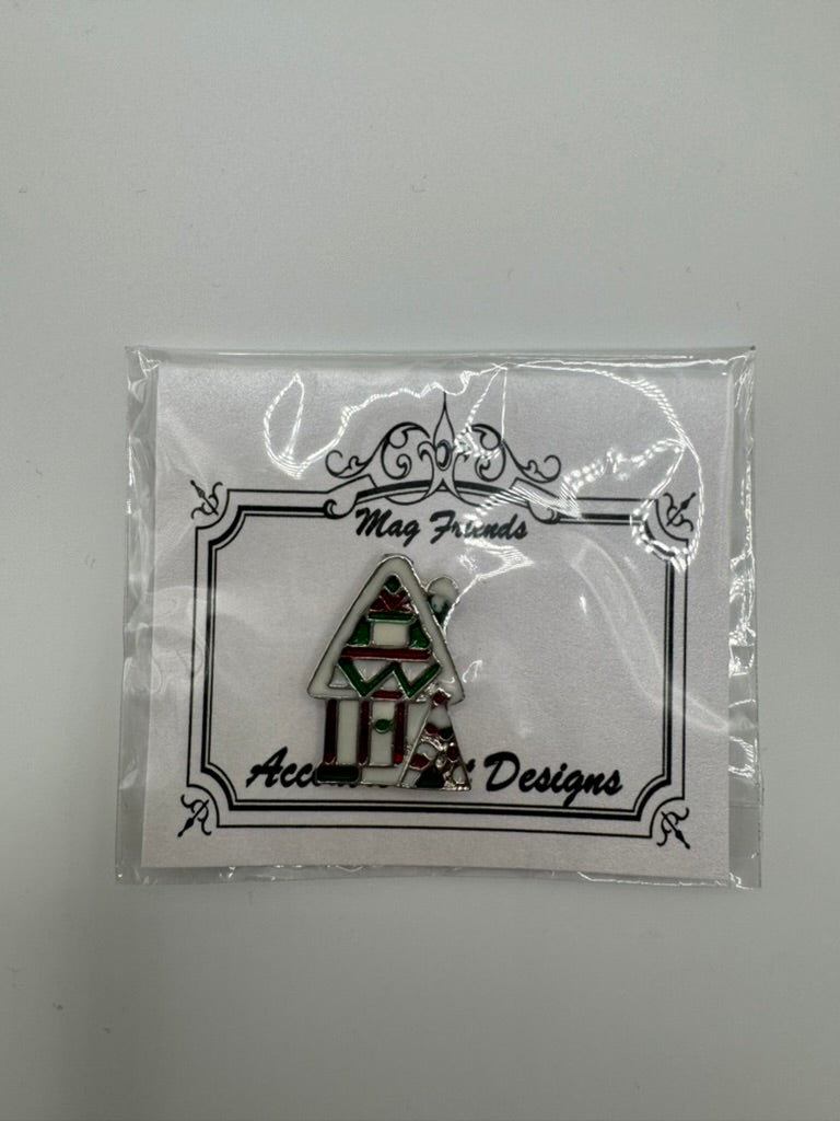 Small Gingerbread House Needle Minder