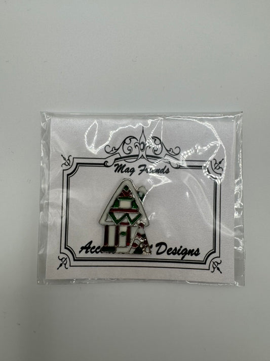 Small Gingerbread House Needle Minder